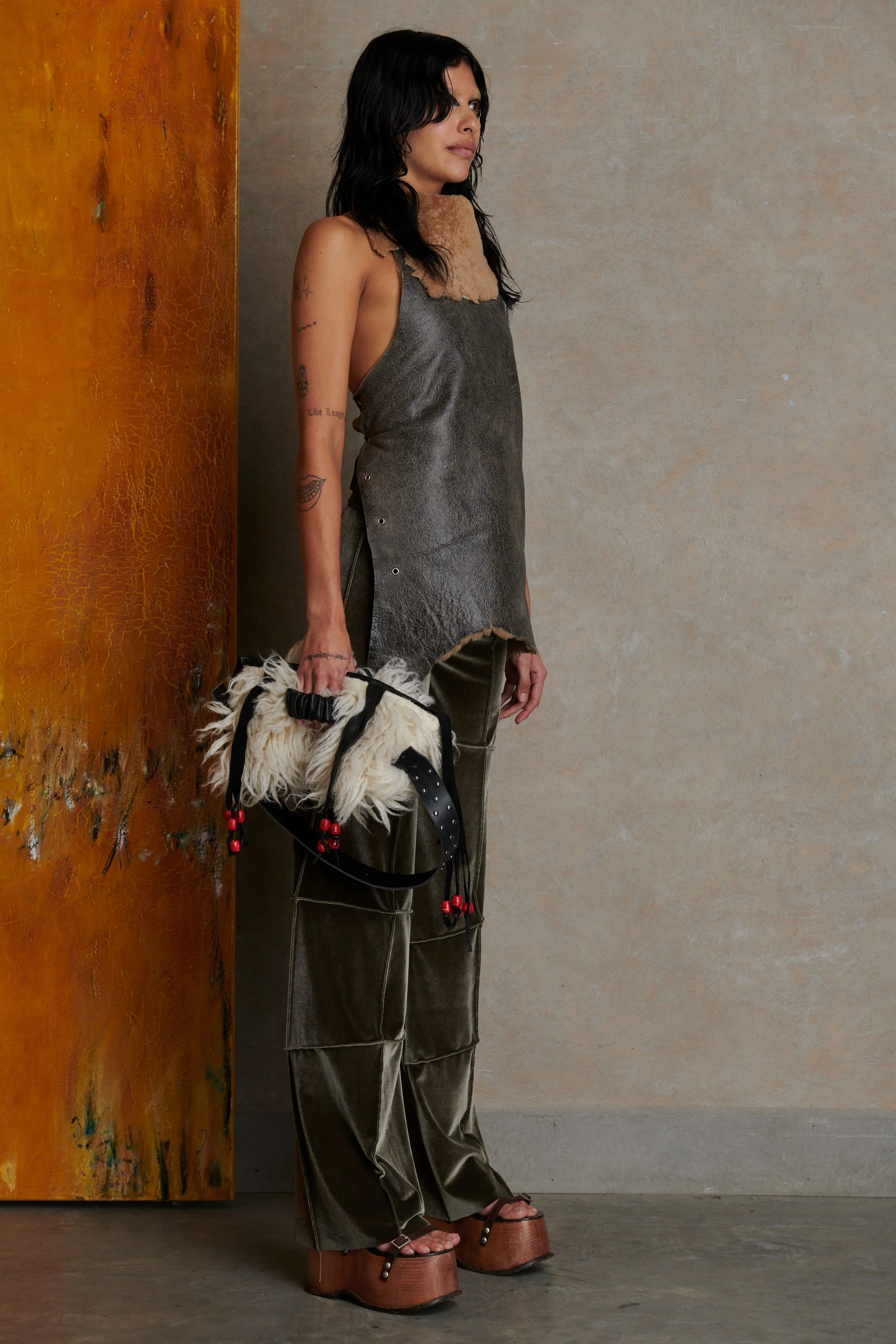 Vys Halter in Brown - Image 6